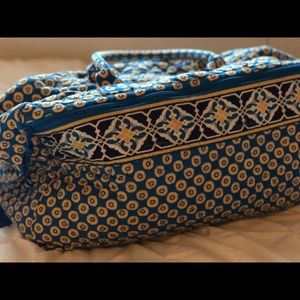 Vera Bradley Weekender Duffle Bag, Great Condition